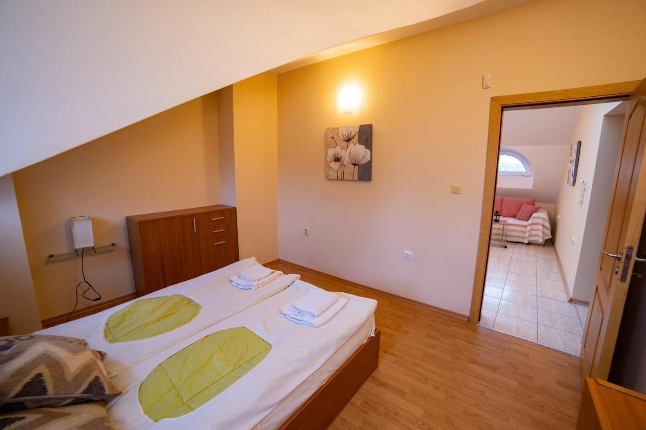 Maisonette Picadilly Varna Exterior photo